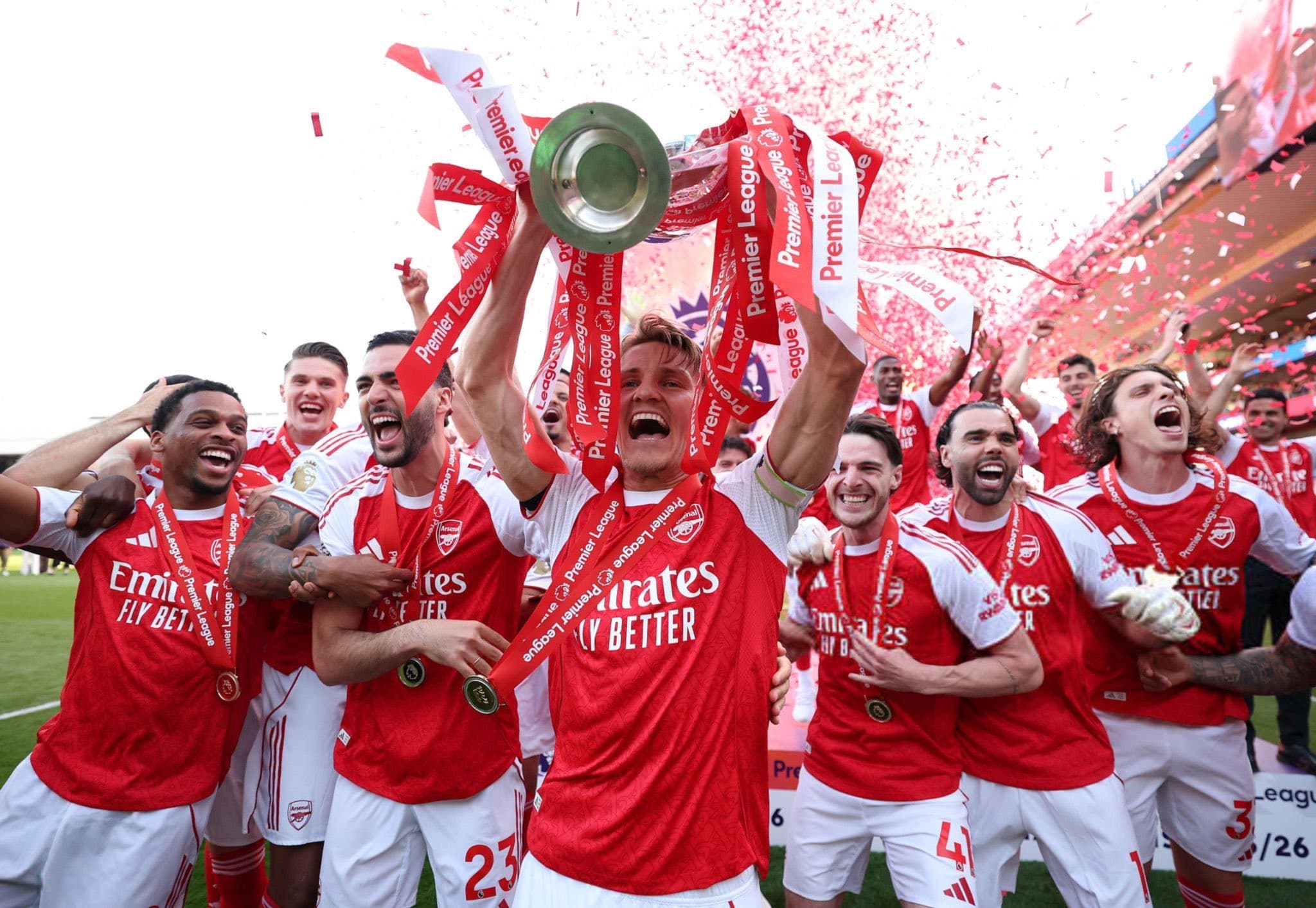 Arsenal Win Premier League Title for First Time in 22 Years